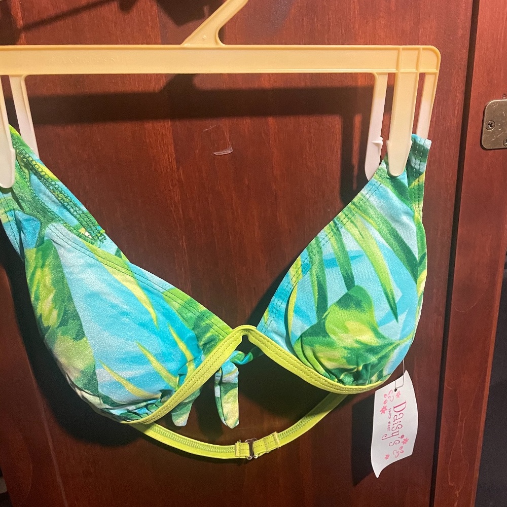 Daisy floral print 2 piece bikini swimsuit